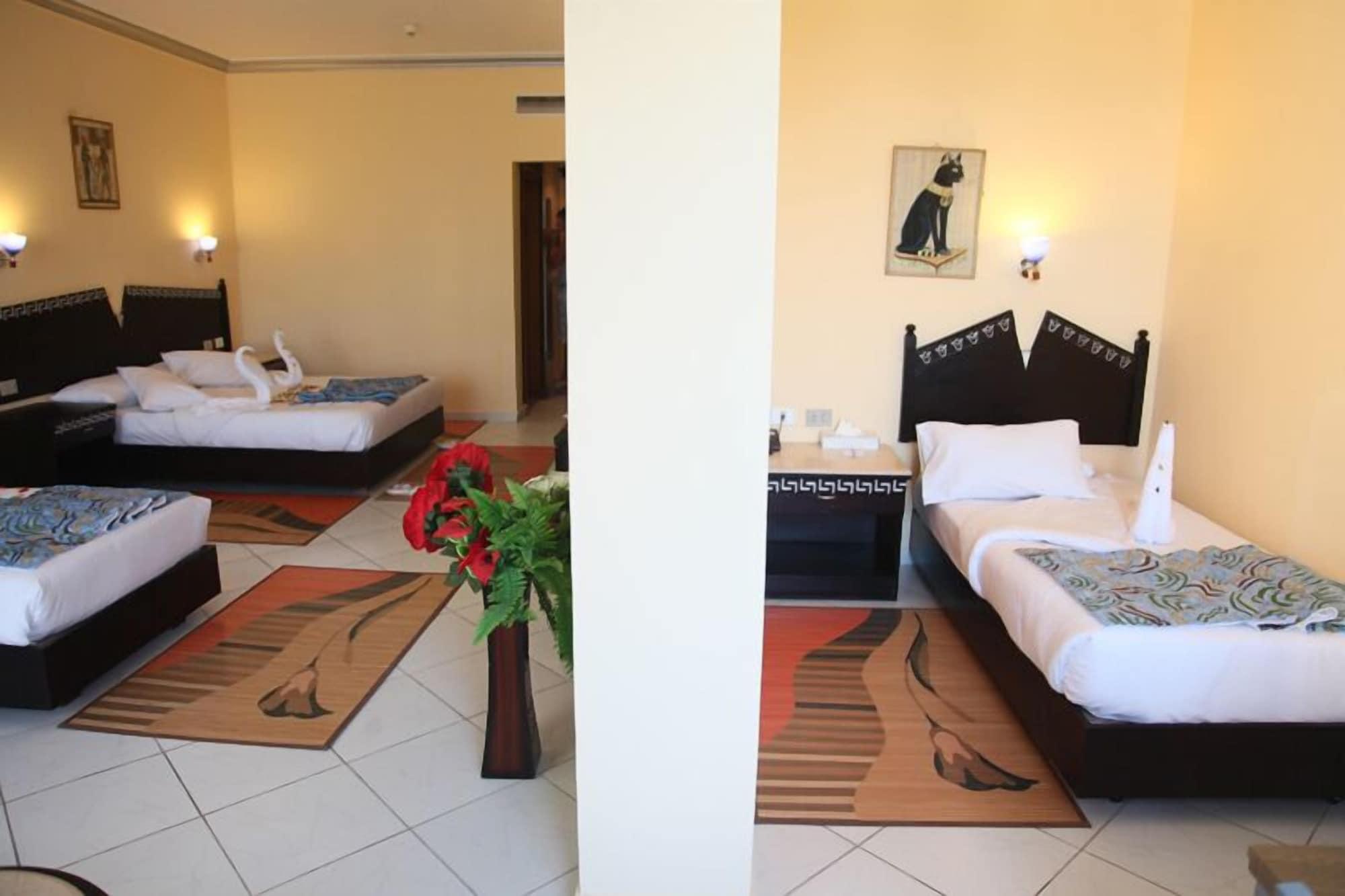 King Tut Aqua Park Beach Resort Hurghada Extérieur photo